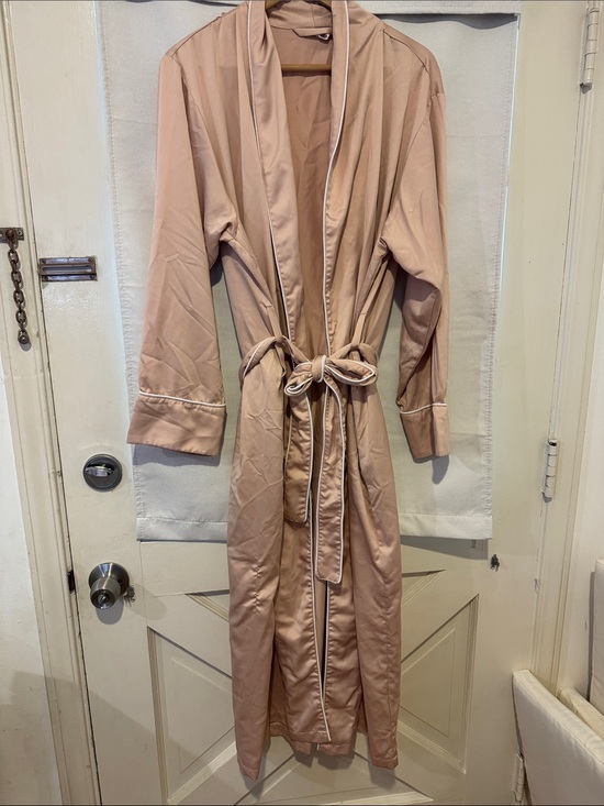 Pottery Barn Other - Pottery Barn Blush Pink Satin Robe